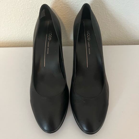 Ecco Black Women's Heels - Picture 2 of 11